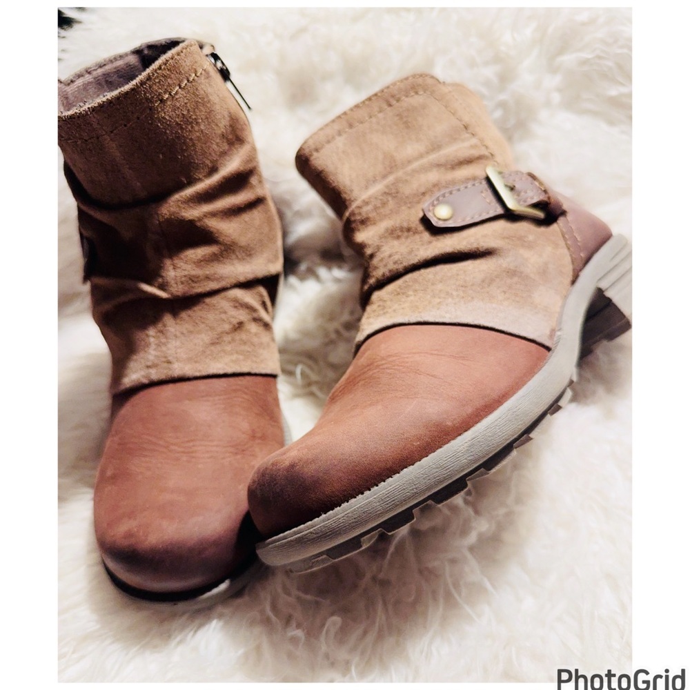 Earth Origins Paige Boots - Picture 8 of 12